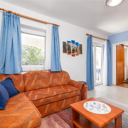 With Parking Space Stinjan, - 23546 Apartman Pula