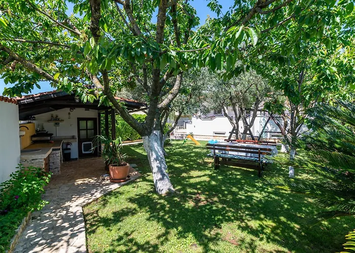 Apartment With Parking Space Stinjan, - 23546 *