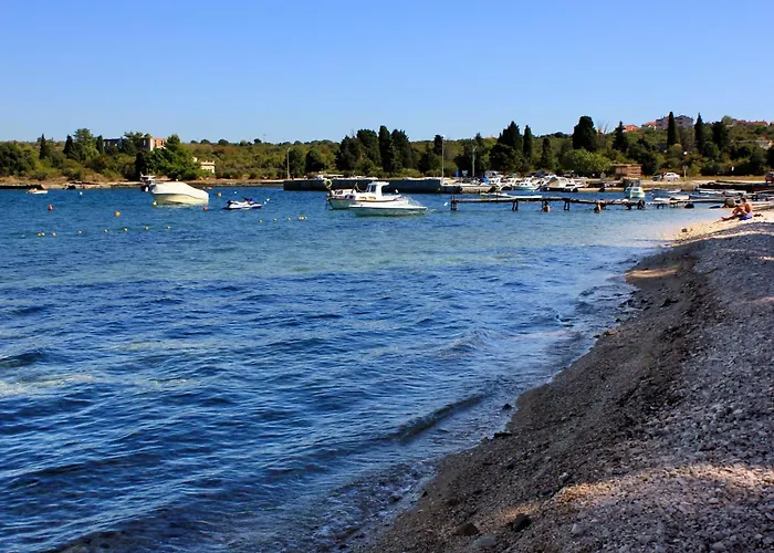 With Parking Space Stinjan, - 23546 Apartment Pula