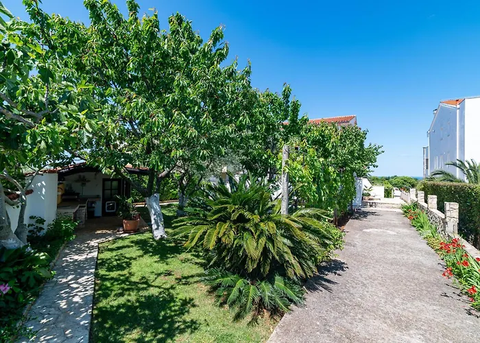 Apartment With Parking Space Stinjan, - 23546 *