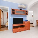 With Parking Space Stinjan, - 23546 * Pula